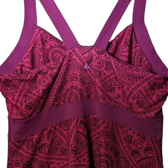 Prana Pink Maroon Mauve Purple Pattern Sporty Women's Small Dress Strap Short - Picture 9 of 11